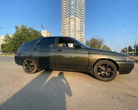 Зеленый ВАЗ 2112, объемом двигателя 1.6 л и пробегом 200 тыс. км за 2100 $, фото 3 на Automoto.ua