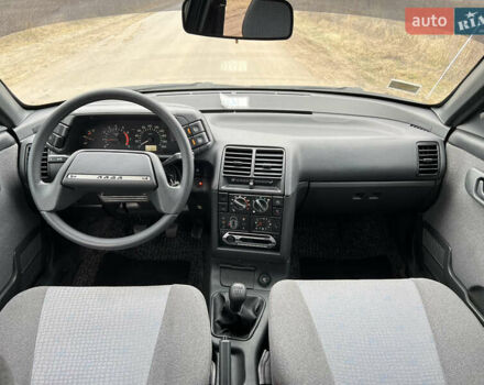 Зеленый ВАЗ 2112, объемом двигателя 1.6 л и пробегом 51 тыс. км за 3600 $, фото 9 на Automoto.ua