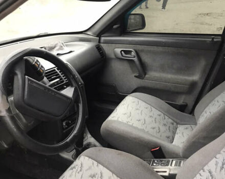 Зелений ВАЗ 2112, об'ємом двигуна 1.6 л та пробігом 200 тис. км за 1550 $, фото 5 на Automoto.ua