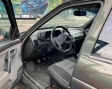 Зеленый ВАЗ 2112, объемом двигателя 1.6 л и пробегом 141 тыс. км за 1900 $, фото 8 на Automoto.ua