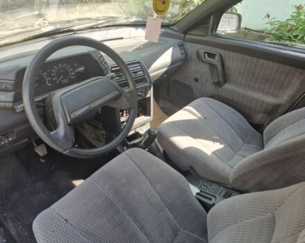 Зеленый ВАЗ 2112, объемом двигателя 1.5 л и пробегом 275 тыс. км за 900 $, фото 3 на Automoto.ua