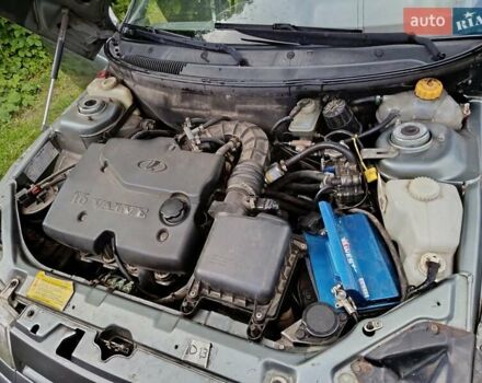 Зеленый ВАЗ 2112, объемом двигателя 1.6 л и пробегом 172 тыс. км за 2800 $, фото 1 на Automoto.ua