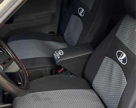 Серый ВАЗ 21124, объемом двигателя 1.5 л и пробегом 250 тыс. км за 2300 $, фото 4 на Automoto.ua