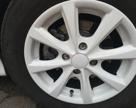 Білий ВАЗ 2113 Самара, об'ємом двигуна 1 л та пробігом 200 тис. км за 2350 $, фото 6 на Automoto.ua