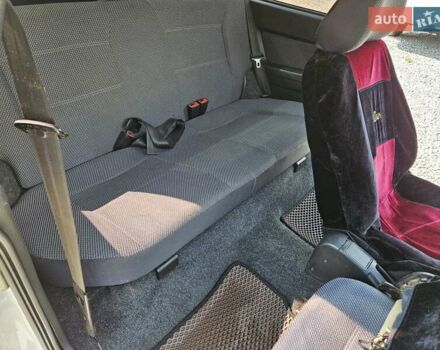 Белый ВАЗ 2113 Самара, объемом двигателя 1.6 л и пробегом 200 тыс. км за 2350 $, фото 12 на Automoto.ua