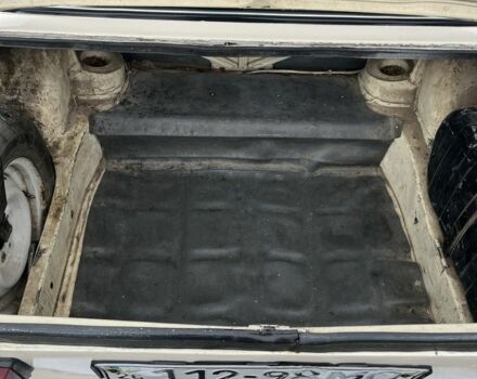 Белый ВАЗ 2113 Самара, объемом двигателя 1.3 л и пробегом 100 тыс. км за 650 $, фото 4 на Automoto.ua