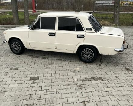 Белый ВАЗ 2113 Самара, объемом двигателя 1.3 л и пробегом 100 тыс. км за 650 $, фото 6 на Automoto.ua