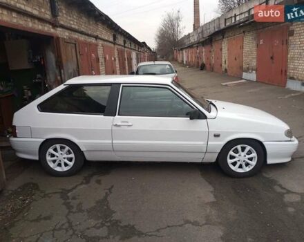 Белый ВАЗ 2113 Самара, объемом двигателя 1 л и пробегом 200 тыс. км за 2350 $, фото 1 на Automoto.ua