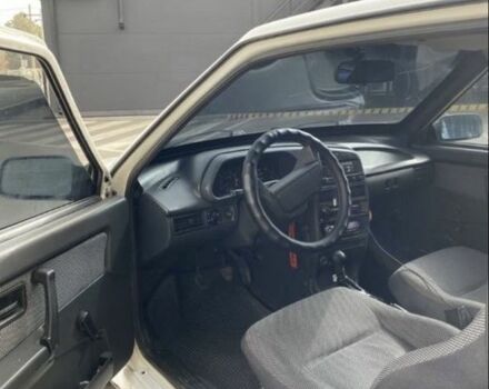 Белый ВАЗ 2113 Самара, объемом двигателя 1.6 л и пробегом 2 тыс. км за 2000 $, фото 1 на Automoto.ua