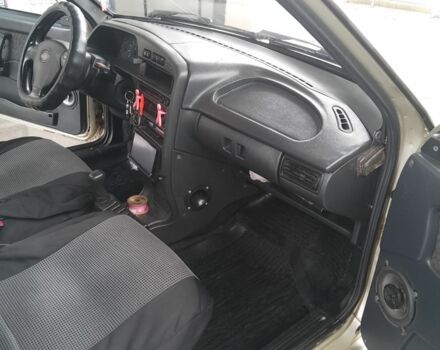 Бежевый ВАЗ 2113 Самара, объемом двигателя 1.5 л и пробегом 300 тыс. км за 1500 $, фото 6 на Automoto.ua