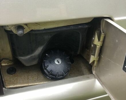 Бежевый ВАЗ 2113 Самара, объемом двигателя 1.5 л и пробегом 220 тыс. км за 2300 $, фото 12 на Automoto.ua