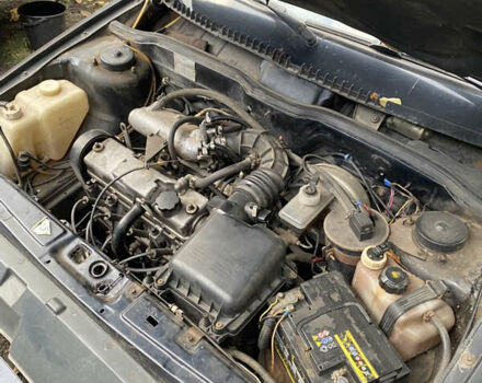 Чорний ВАЗ 2113 Самара, об'ємом двигуна 1.6 л та пробігом 200 тис. км за 1050 $, фото 3 на Automoto.ua