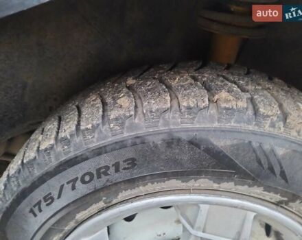 Черный ВАЗ 2113 Самара, объемом двигателя 1.6 л и пробегом 300 тыс. км за 1050 $, фото 12 на Automoto.ua