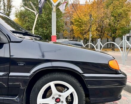 Черный ВАЗ 2113 Самара, объемом двигателя 1.6 л и пробегом 192 тыс. км за 4500 $, фото 1 на Automoto.ua