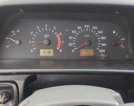 Черный ВАЗ 2113 Самара, объемом двигателя 1.6 л и пробегом 220 тыс. км за 1900 $, фото 11 на Automoto.ua