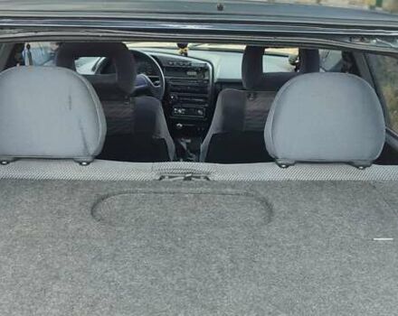 Черный ВАЗ 2113 Самара, объемом двигателя 1.6 л и пробегом 220 тыс. км за 1900 $, фото 8 на Automoto.ua