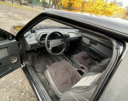 ВАЗ 2113 Самара 2011 в Умани на Automoto.ua Черный ВАЗ 2113 Самара, объемом двигателя 1.6 л и пробегом 200 тыс. км за 2000 $, фото 10 на Automoto.ua