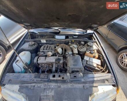 Черный ВАЗ 2113 Самара, объемом двигателя 1.6 л и пробегом 110 тыс. км за 2600 $, фото 4 на Automoto.ua