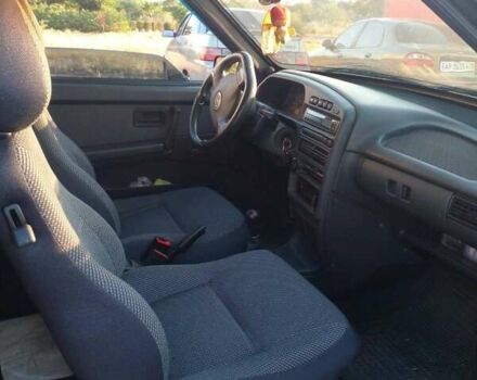 Черный ВАЗ 2113 Самара, объемом двигателя 1.6 л и пробегом 110 тыс. км за 2600 $, фото 6 на Automoto.ua