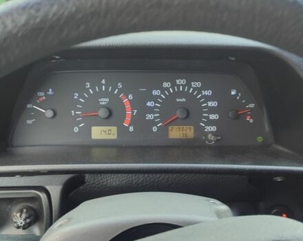 Черный ВАЗ 2113 Самара, объемом двигателя 1.6 л и пробегом 220 тыс. км за 1900 $, фото 11 на Automoto.ua