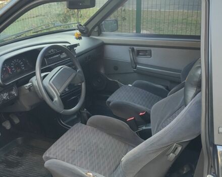 Черный ВАЗ 2113 Самара, объемом двигателя 1.6 л и пробегом 220 тыс. км за 1900 $, фото 6 на Automoto.ua