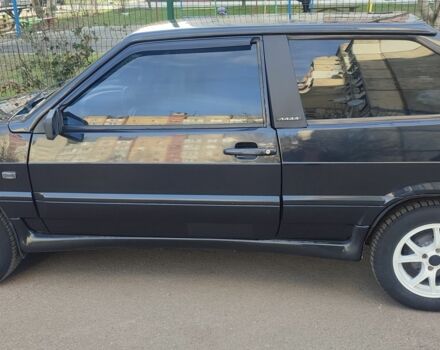 Черный ВАЗ 2113 Самара, объемом двигателя 1.6 л и пробегом 220 тыс. км за 1900 $, фото 4 на Automoto.ua