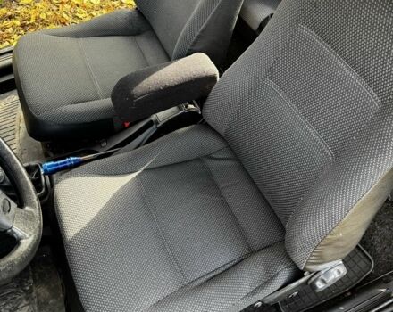 Черный ВАЗ 2113 Самара, объемом двигателя 1.6 л и пробегом 350 тыс. км за 1429 $, фото 5 на Automoto.ua