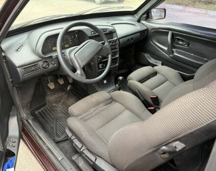 Червоний ВАЗ 2113 Самара, об'ємом двигуна 1.6 л та пробігом 297 тис. км за 1899 $, фото 3 на Automoto.ua