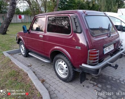 Красный ВАЗ 2113 Самара, объемом двигателя 1.7 л и пробегом 130 тыс. км за 3543 $, фото 3 на Automoto.ua