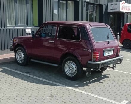 Красный ВАЗ 2113 Самара, объемом двигателя 1.7 л и пробегом 130 тыс. км за 3543 $, фото 5 на Automoto.ua