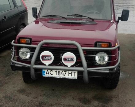 Красный ВАЗ 2113 Самара, объемом двигателя 1.7 л и пробегом 130 тыс. км за 3543 $, фото 1 на Automoto.ua