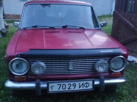 ВАЗ 2113 Самара 1982 в Коломые на Automoto.ua Красный ВАЗ 2113 Самара, объемом двигателя 1.3 л и пробегом 90 тыс. км за 290 $, фото 1 на Automoto.ua