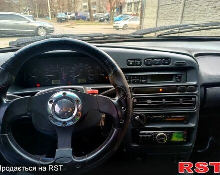 ВАЗ 2113 Самара, объемом двигателя 15 л и пробегом 200 тыс. км за 1550 $, фото 3 на Automoto.ua