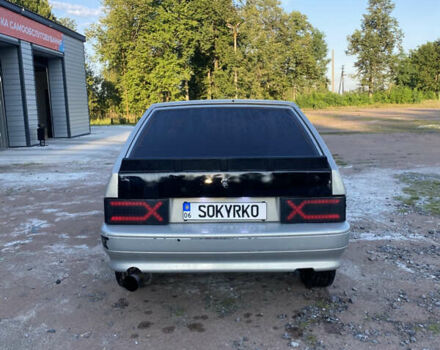 Серый ВАЗ 2113 Самара, объемом двигателя 1.5 л и пробегом 233 тыс. км за 1800 $, фото 1 на Automoto.ua