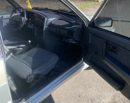 Серый ВАЗ 2113 Самара, объемом двигателя 1.5 л и пробегом 233 тыс. км за 1800 $, фото 4 на Automoto.ua