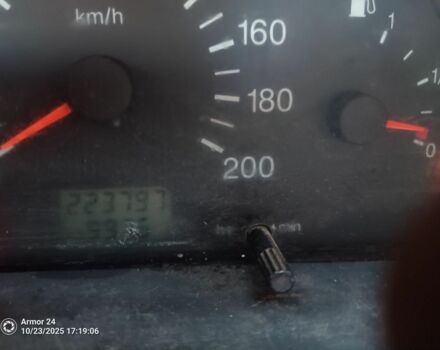 Сірий ВАЗ 2113 Самара, об'ємом двигуна 1.5 л та пробігом 224 тис. км за 1500 $, фото 6 на Automoto.ua