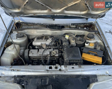 Серый ВАЗ 2113 Самара, объемом двигателя 1.5 л и пробегом 225 тыс. км за 1350 $, фото 10 на Automoto.ua