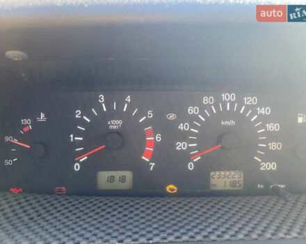 Серый ВАЗ 2113 Самара, объемом двигателя 1.5 л и пробегом 233 тыс. км за 1800 $, фото 6 на Automoto.ua