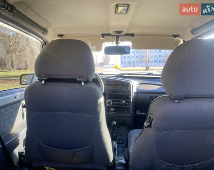 Серый ВАЗ 2113 Самара, объемом двигателя 1.5 л и пробегом 233 тыс. км за 1800 $, фото 3 на Automoto.ua