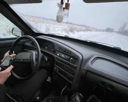 Сірий ВАЗ 2113 Самара, об'ємом двигуна 1.5 л та пробігом 257 тис. км за 1550 $, фото 9 на Automoto.ua
