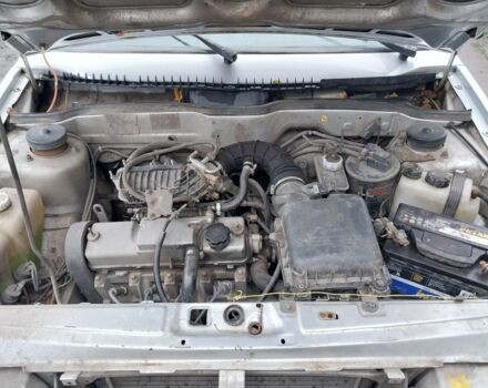 Серый ВАЗ 2113 Самара, объемом двигателя 1.6 л и пробегом 270 тыс. км за 1050 $, фото 6 на Automoto.ua