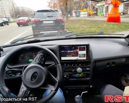 Серый ВАЗ 2113 Самара, объемом двигателя 1.6 л и пробегом 198 тыс. км за 3000 $, фото 1 на Automoto.ua