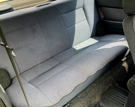 Серый ВАЗ 2113 Самара, объемом двигателя 1.6 л и пробегом 280 тыс. км за 1700 $, фото 6 на Automoto.ua