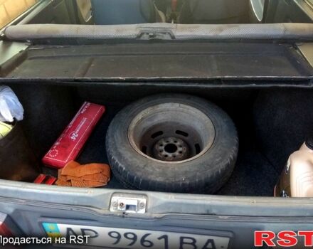 Сірий ВАЗ 2113 Самара, об'ємом двигуна 1.6 л та пробігом 315 тис. км за 1700 $, фото 11 на Automoto.ua