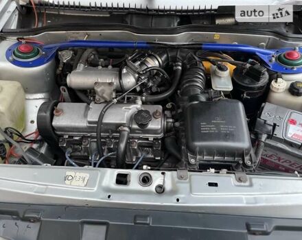 Серый ВАЗ 2113 Самара, объемом двигателя 1.6 л и пробегом 200 тыс. км за 2600 $, фото 9 на Automoto.ua