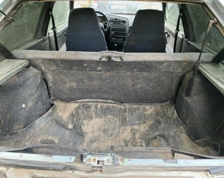 ВАЗ 2113 Самара 2007 в Верхнеднепровске на Automoto.ua Серый ВАЗ 2113 Самара, объемом двигателя 1.6 л и пробегом 200 тыс. км за 1250 $, фото 6 на Automoto.ua