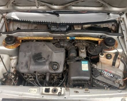 Серый ВАЗ 2113 Самара, объемом двигателя 1.6 л и пробегом 150 тыс. км за 1400 $, фото 4 на Automoto.ua