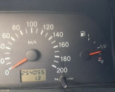 Серый ВАЗ 2113 Самара, объемом двигателя 0 л и пробегом 254 тыс. км за 1500 $, фото 5 на Automoto.ua