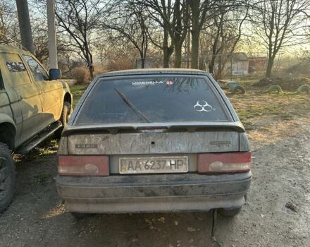 Серый ВАЗ 2113 Самара, объемом двигателя 1.6 л и пробегом 200 тыс. км за 674 $, фото 2 на Automoto.ua