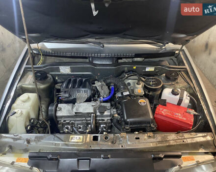 Серый ВАЗ 2113 Самара, объемом двигателя 1.6 л и пробегом 195 тыс. км за 2700 $, фото 3 на Automoto.ua